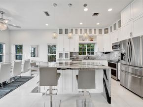 1078 Laguna Springs Dr, Weston FL 33326