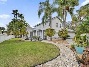 1078 Laguna Springs Dr, Weston FL 33326