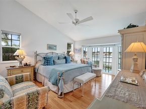 1078 Laguna Springs Dr, Weston FL 33326