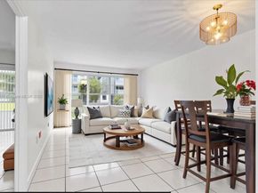 2200 Park Ln 109, Hollywood FL 33021