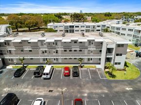 2200 Park Ln 109, Hollywood FL 33021