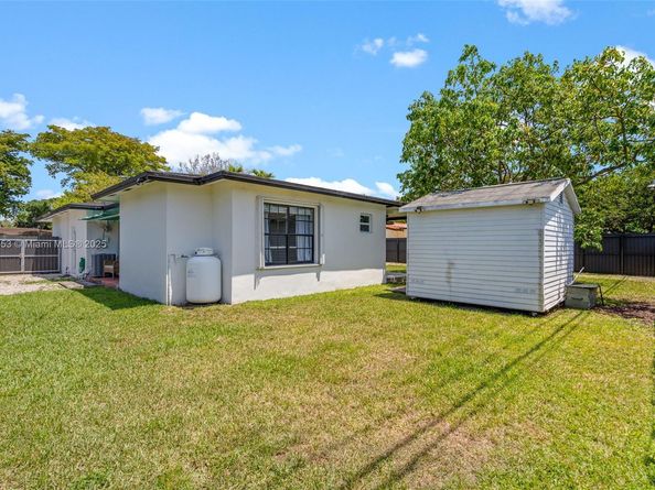 9920 SW 35th Ter, Miami FL 33165