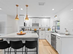 9920 SW 35th Ter, Miami FL 33165