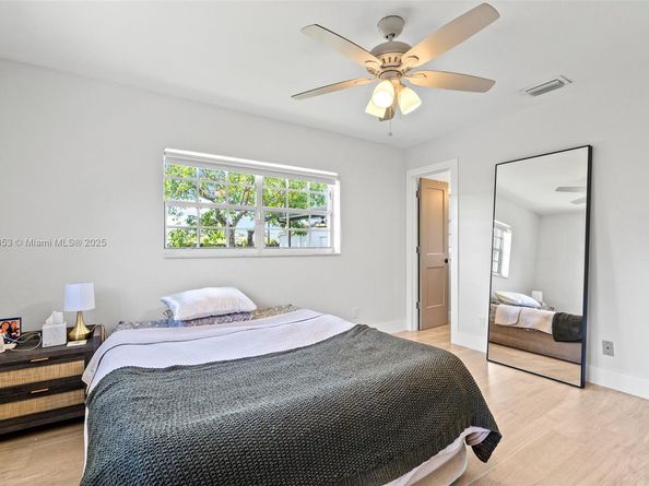 9920 SW 35th Ter, Miami FL 33165