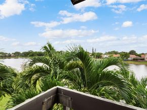 4853 SW 152nd Ct B39, Miami FL 33185