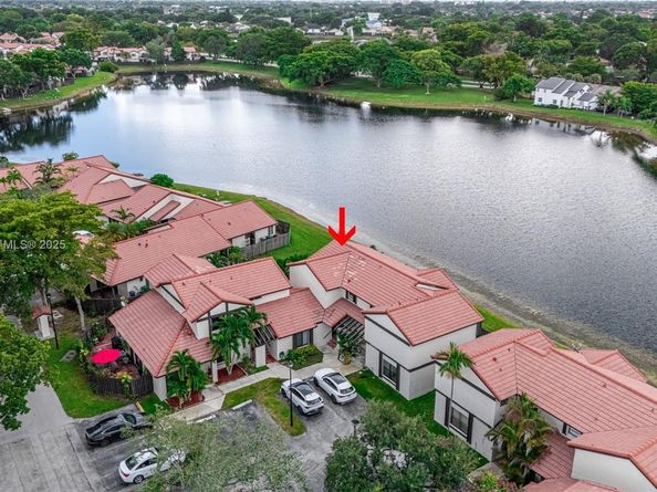 4853 SW 152nd Ct B39, Miami FL 33185