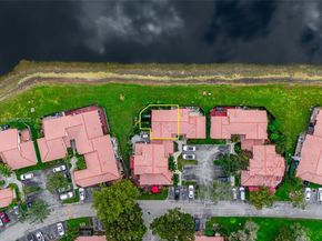 4853 SW 152nd Ct B39, Miami FL 33185