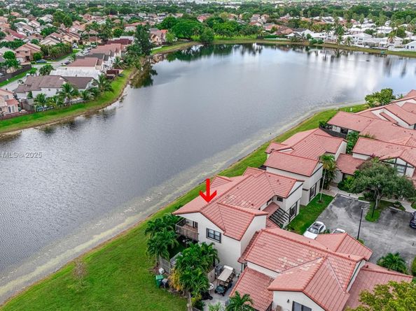 4853 SW 152nd Ct B39, Miami FL 33185