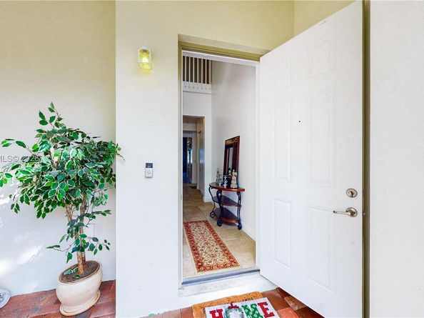 231 NE 33rd Ter, Homestead FL 33033