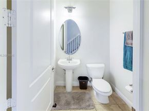 231 NE 33rd Ter, Homestead FL 33033