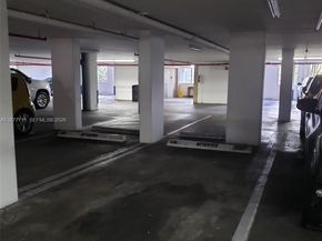 5077 NW 7th St 903, Miami FL 33126