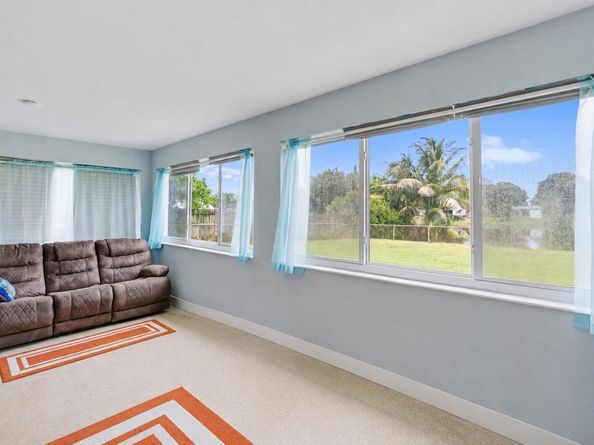 2780 NW 26TH Avenue, Oakland Park FL 33311
