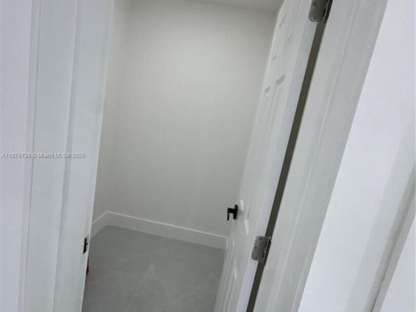 2530 NW 204th St, Miami Gardens FL 33056