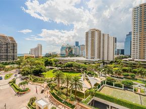 888 Brickell Key Dr 903, Miami FL 33131