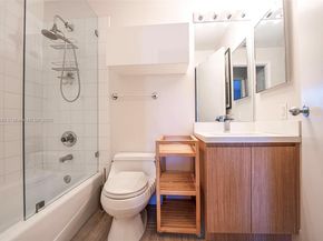 888 Brickell Key Dr 903, Miami FL 33131