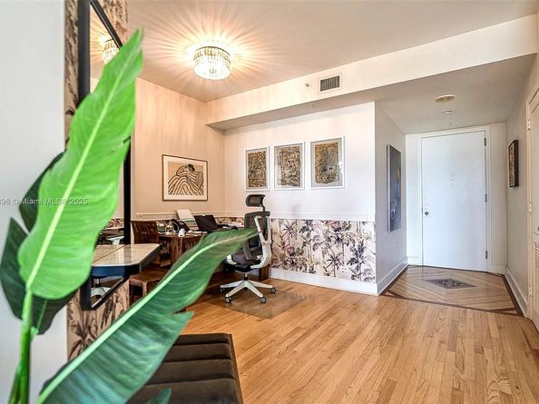888 Brickell Key Dr 903, Miami FL 33131