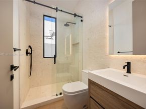 3144 Elizabeth St, Coconut Grove FL 33133