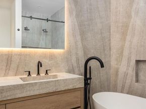 3144 Elizabeth St, Coconut Grove FL 33133