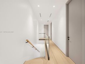 3144 Elizabeth St, Coconut Grove FL 33133