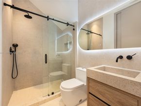 3144 Elizabeth St, Coconut Grove FL 33133