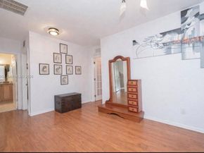 20470 NW 12th Ct, Miami Gardens FL 33169