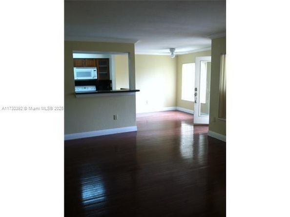 2371 NW 33rd St 702, Oakland Park FL 33309