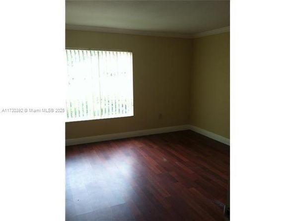 2371 NW 33rd St 702, Oakland Park FL 33309