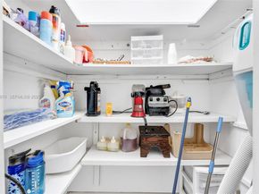 900 Atlantic Shores Blvd 105, Hallandale Beach FL 33009