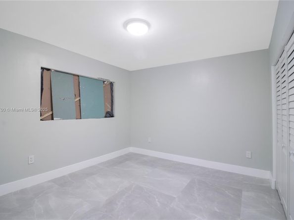 11715 NW 22nd Ct, Miami FL 33167