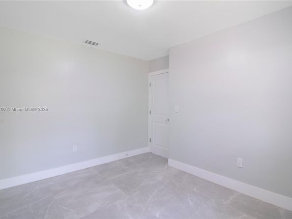 11715 NW 22nd Ct, Miami FL 33167
