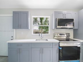 11715 NW 22nd Ct, Miami FL 33167