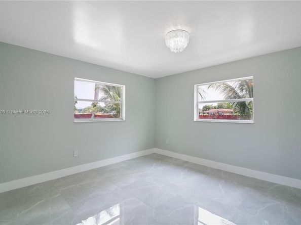 11715 NW 22nd Ct, Miami FL 33167