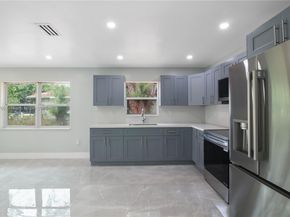 11715 NW 22nd Ct, Miami FL 33167