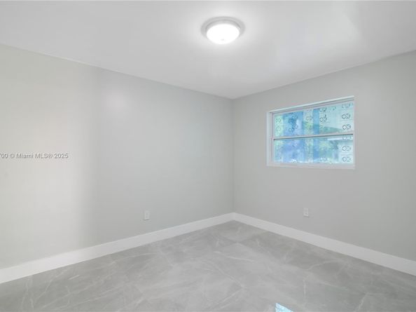 11715 NW 22nd Ct, Miami FL 33167