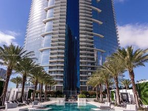 851 NE 1st Ave 503, Miami FL 33132