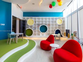 851 NE 1st Ave 503, Miami FL 33132