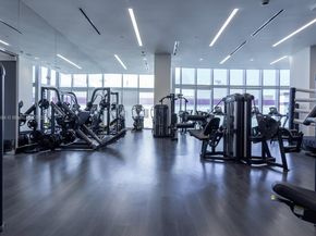 851 NE 1st Ave 503, Miami FL 33132