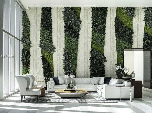 851 NE 1st Ave 503, Miami FL 33132