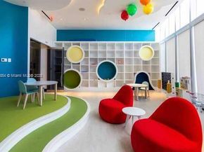 851 NE 1st Ave 503, Miami FL 33132