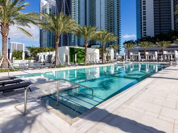 851 NE 1st Ave 503, Miami FL 33132