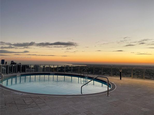 851 NE 1st Ave 503, Miami FL 33132