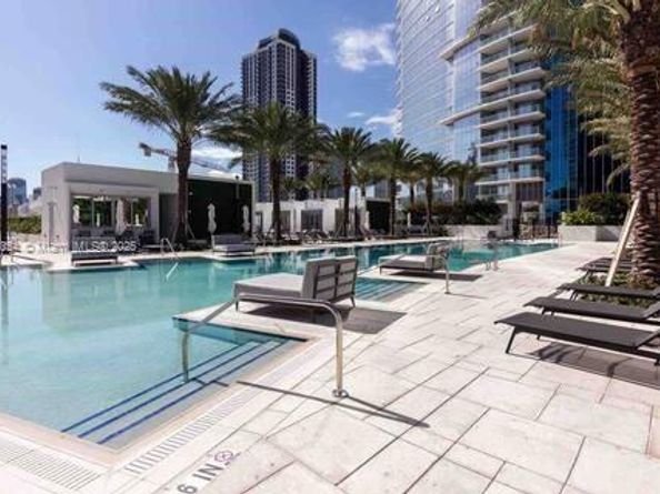 851 NE 1st Ave 503, Miami FL 33132