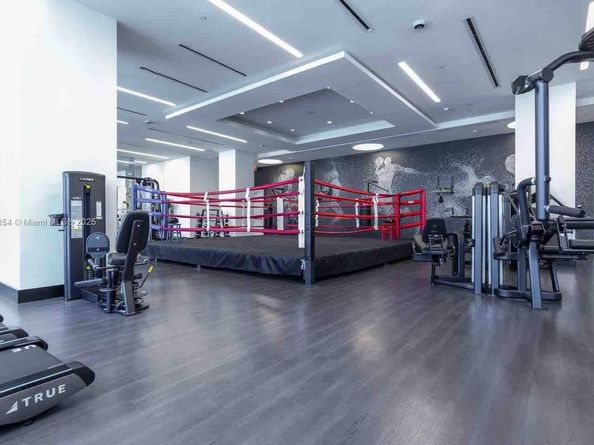 851 NE 1st Ave 503, Miami FL 33132