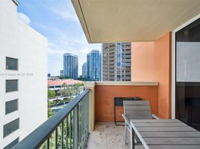 2951 S Bayshore Dr 917, Miami FL 33133