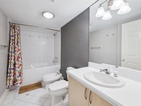 2951 S Bayshore Dr 917, Miami FL 33133