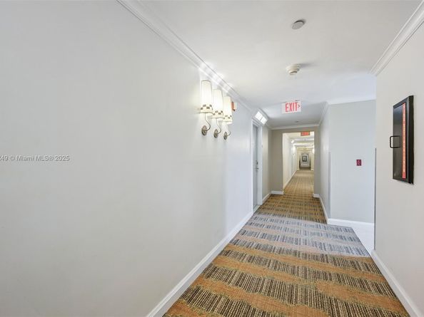2951 S Bayshore Dr 917, Miami FL 33133
