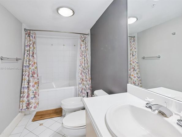 2951 S Bayshore Dr 917, Miami FL 33133