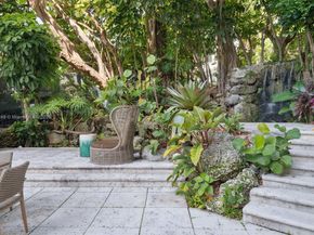 2951 S Bayshore Dr 917, Miami FL 33133