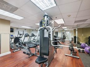 2951 S Bayshore Dr 917, Miami FL 33133