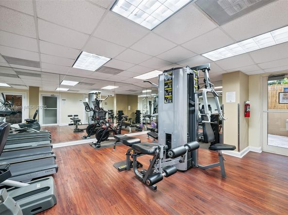 2951 S Bayshore Dr 917, Miami FL 33133
